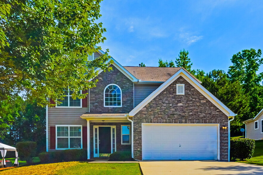 Primary Photo - 40 Stone Ridge Way