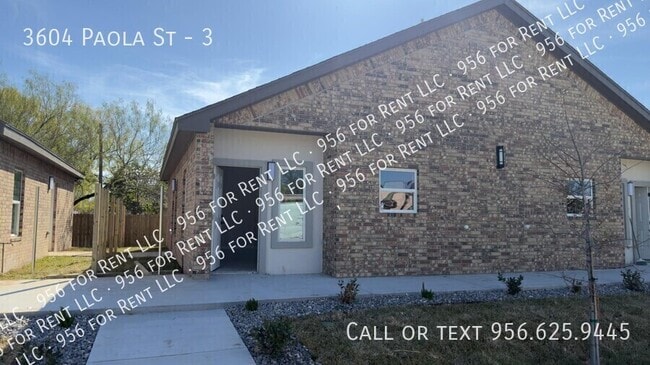 Building Photo - 3604 Paola St