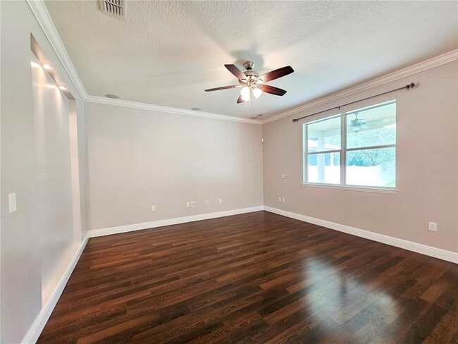 Building Photo - 11867 Verrazano Dr
