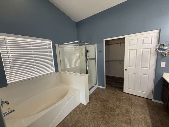 Building Photo - 2459 W Colt Ct