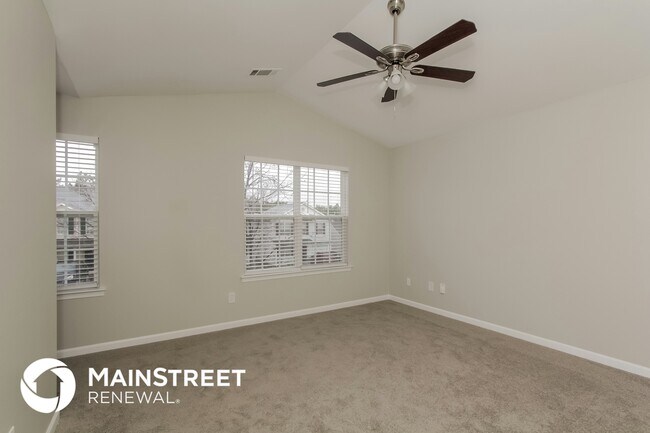 Building Photo - 5627 Henderson Oaks Dr