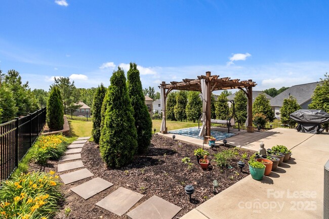 Building Photo - 2835 Berkhamstead Cir