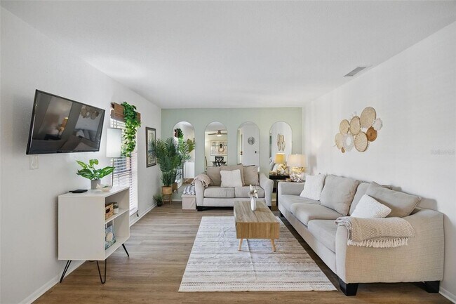 Building Photo - 8911 Blind Pass Rd