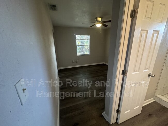 Building Photo - 4135 Old Rd 37