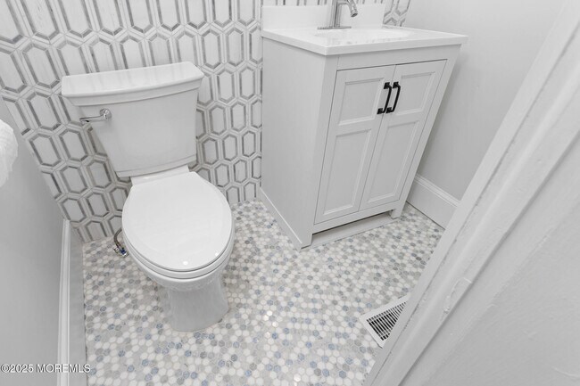 Building Photo - 36 Chest-Georgetown Rd