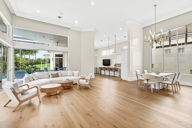 Building Photo - 1128 Crystal Dr