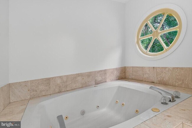Building Photo - 14917 Brownstone Dr