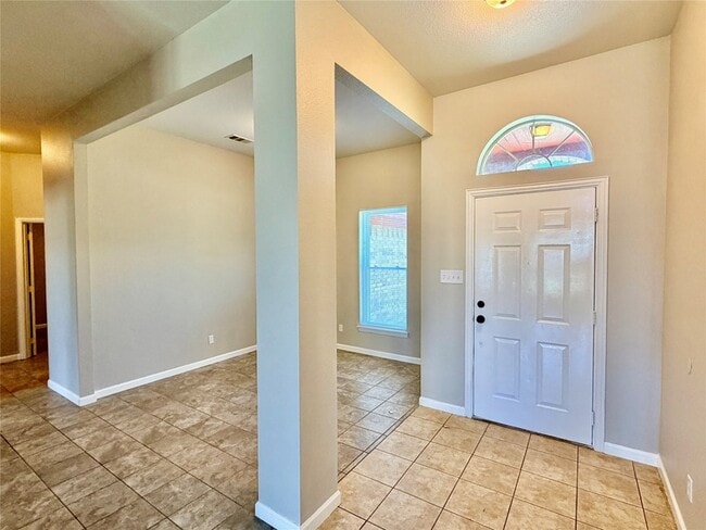 Building Photo - 1412 La Mirada