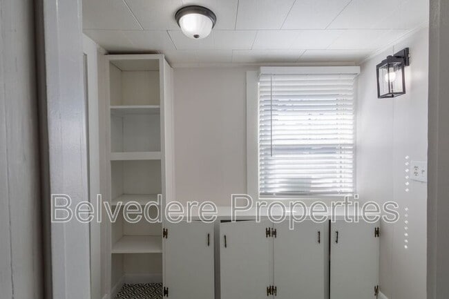 Building Photo - 1400 24th St NE