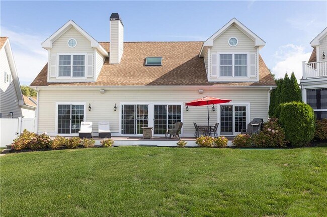 Building Photo - 44 Wimbledon Cir