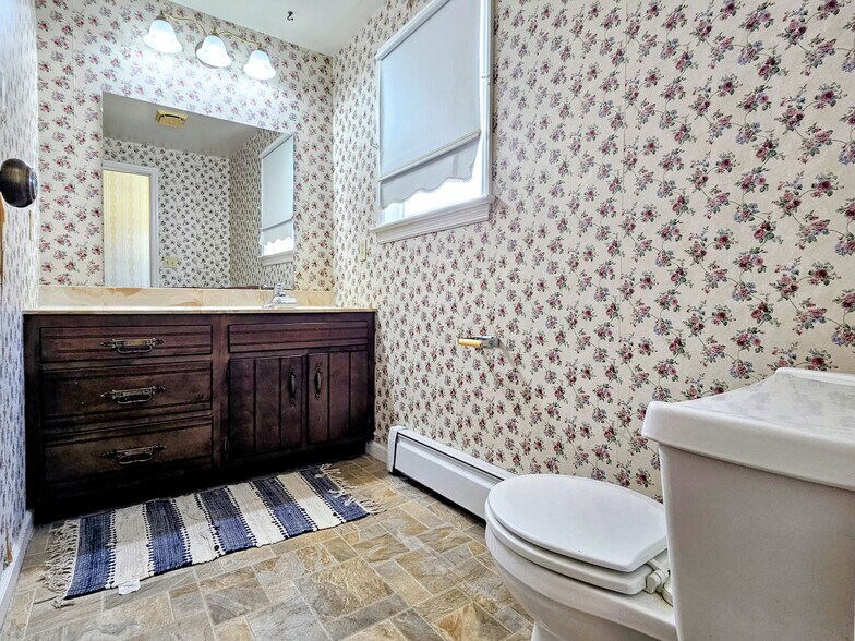 Building Photo - 334 Wissler Rd