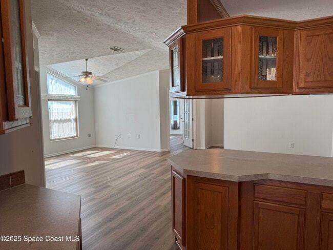 Building Photo - 159 Blue Jay Ln