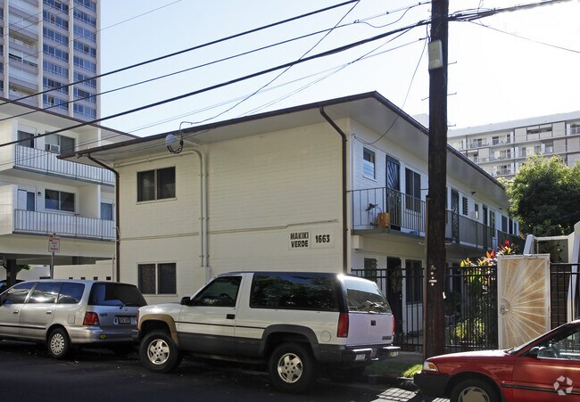 Building Photo - 1663 Kewalo St