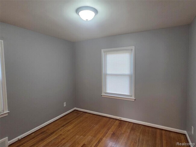 Building Photo - 1536 Hollywood St