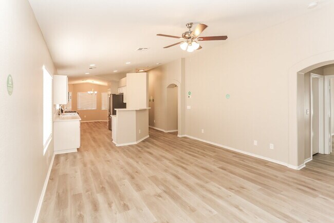 Building Photo - 4917 Stormy Ridge St