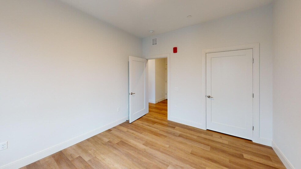 Building Photo - 957 Dorchester Ave