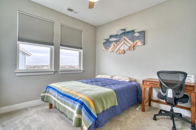 Building Photo - 633 Great Basin Ct