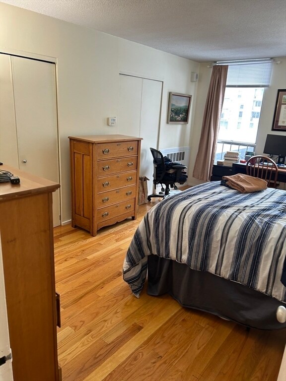 Building Photo - 77 Pond Ave