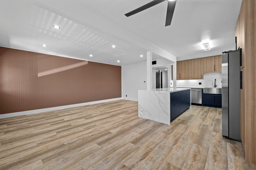 Building Photo - 4209 3rd Ave