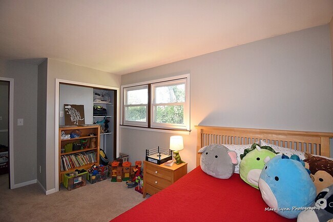 Building Photo - 9 S Northampton Dr