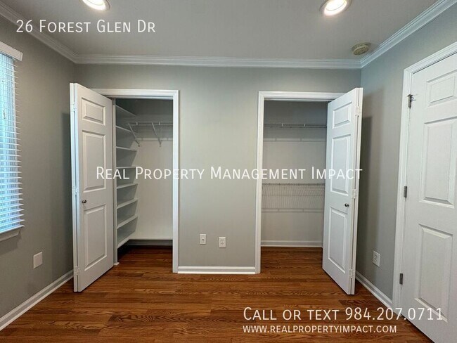 Building Photo - 26 Forest Glen Dr