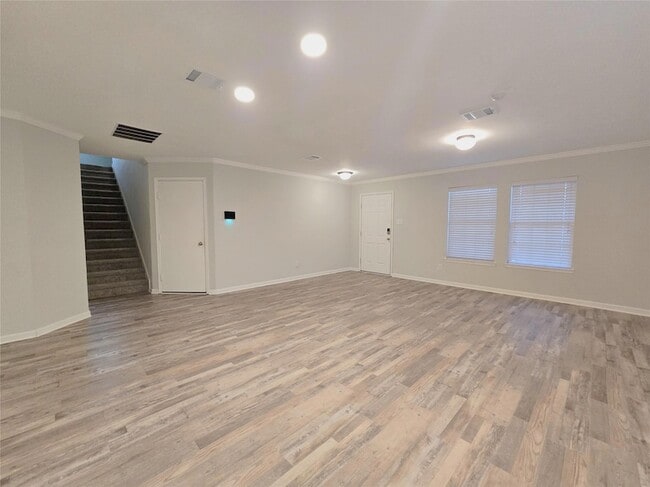 Building Photo - 530 Blue Sage