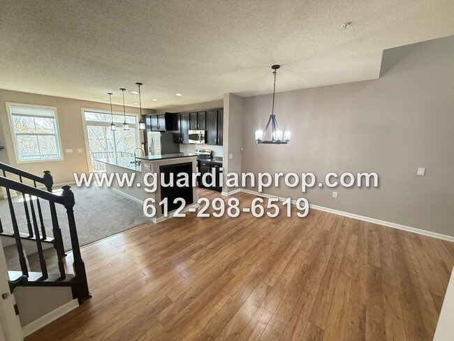 Building Photo - Luxury Townhouse Available Now, Lower Family Room w/Walkout, Balcony, 4 Baths, Large Primary