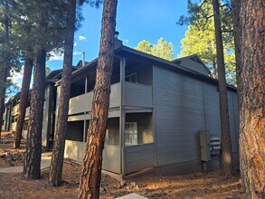 Building Photo - Upgraded West-Flagstaff Condo in the Arbors - 2 Bed, 2 Bath - NO Students & NO Pets! - Avail. NOW!!