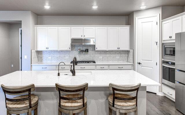Building Photo - 108 Charming Redbud Ln