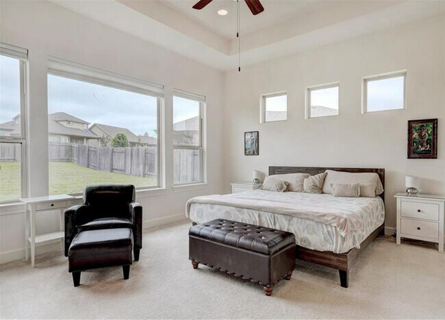 Building Photo - 5310 Scenic Lake Dr