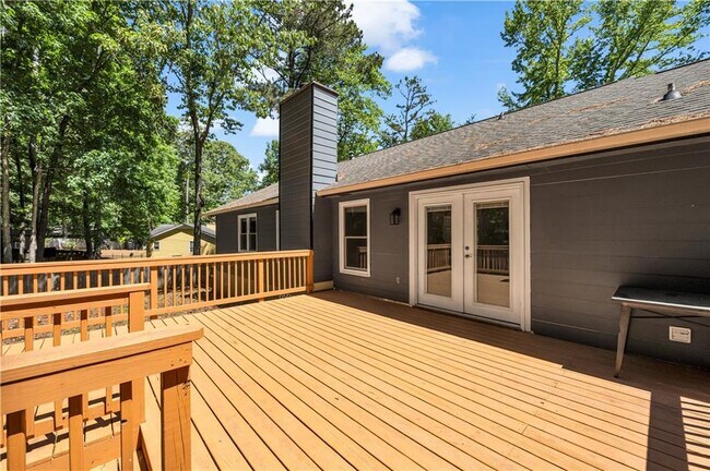 Building Photo - 5722 Port Dr