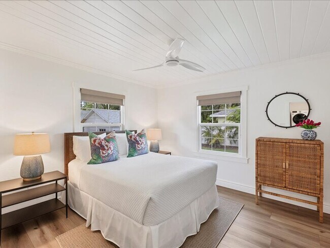 Building Photo - 2082 Webber St