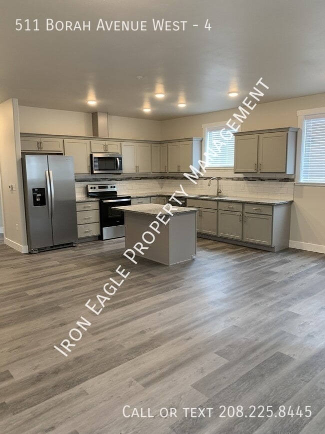 Building Photo - 511 Borah Ave W