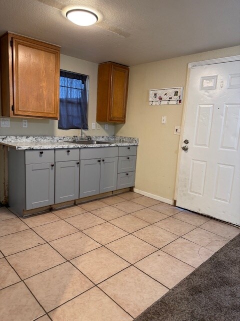 Building Photo - 520 Woodrow Ave