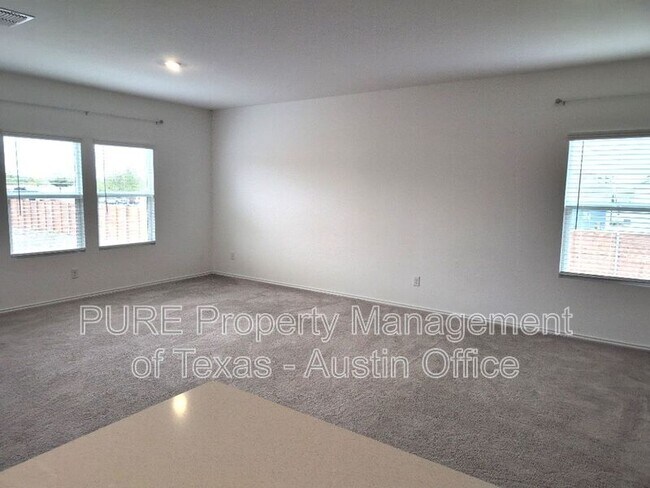 Building Photo - 12925 Michigan Shrs Trce