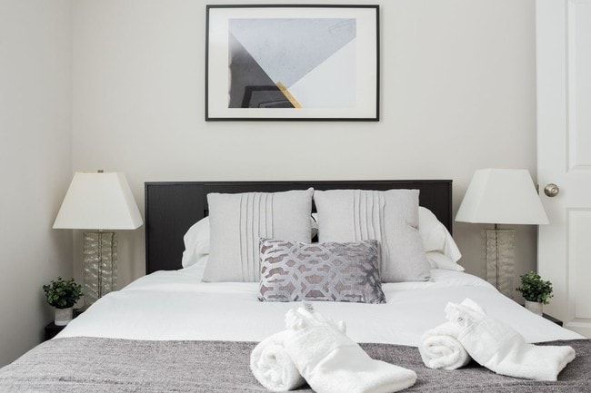 Building Photo - 126 Columbia Rd