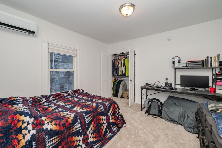 Building Photo - 363 Miller Ave