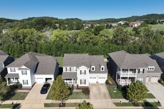 Building Photo - **EXECUTIVE HOME IN WILLIAMSON COUNTY WITH...