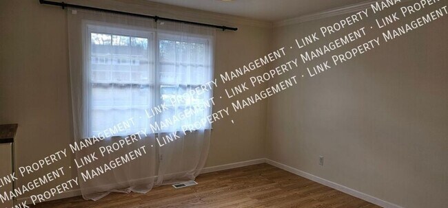 Building Photo - 9328 Berkshire Cir