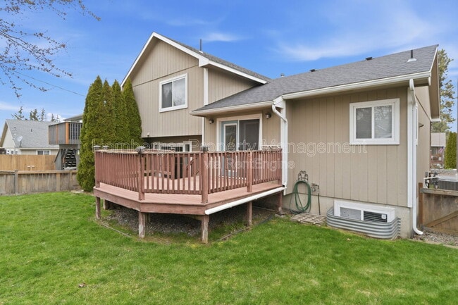 Building Photo - 3628 E 23rd Ave