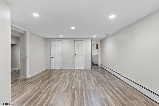 Building Photo - 336 Madison Ave