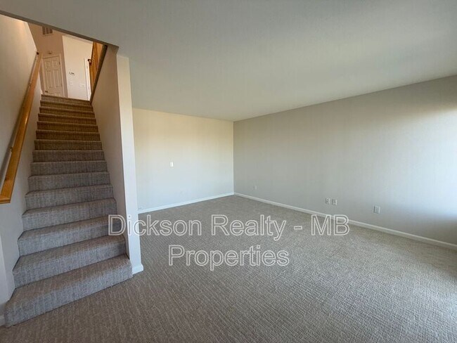 Building Photo - 4711 Bradford Ln