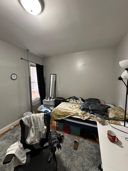 Building Photo - 8 Montfern Ave