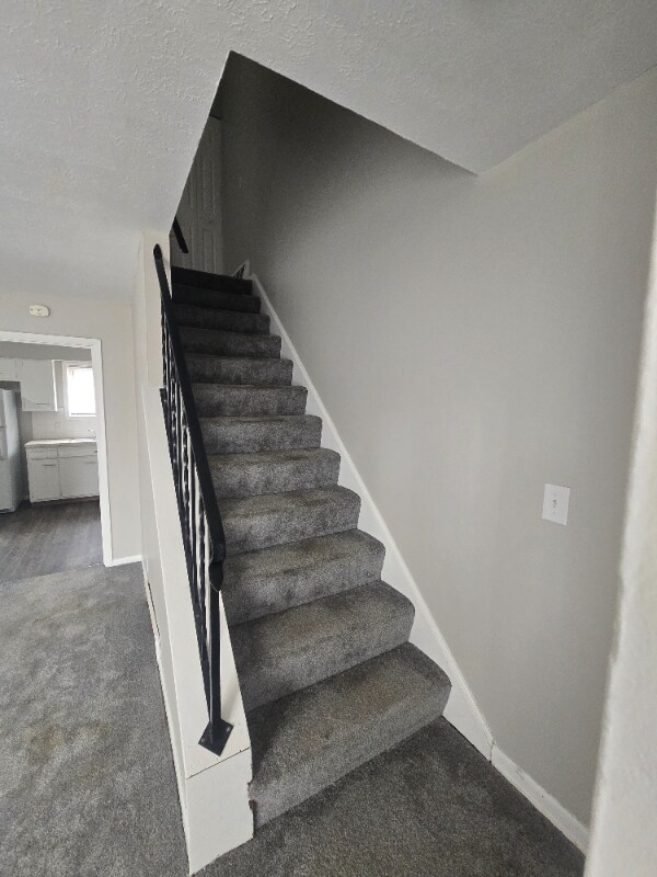 Building Photo - 363 Pershing Ave NE