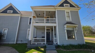 Building Photo - 145 N Kealy Ave