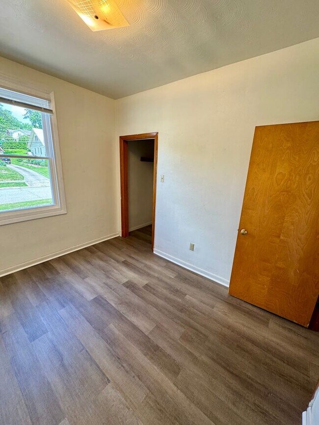 Building Photo - 212 N Highland Ave