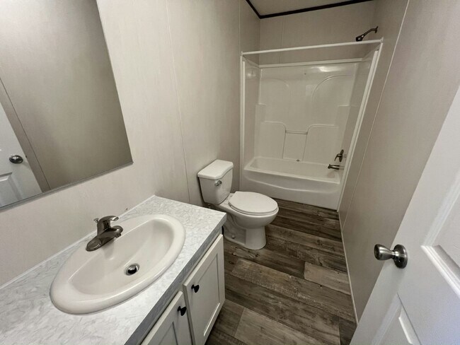 Building Photo - 31 Park Pl