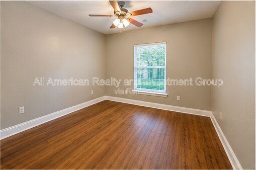 Building Photo - 598 Emerald Ln
