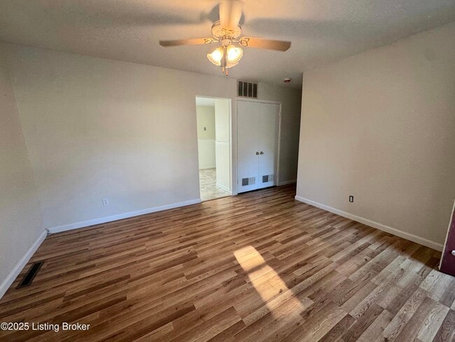 Building Photo - 3305 Ethelwood Dr
