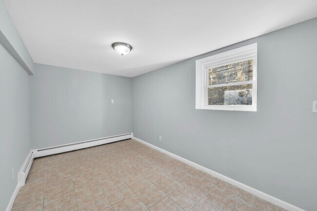 Building Photo - 217 50th St